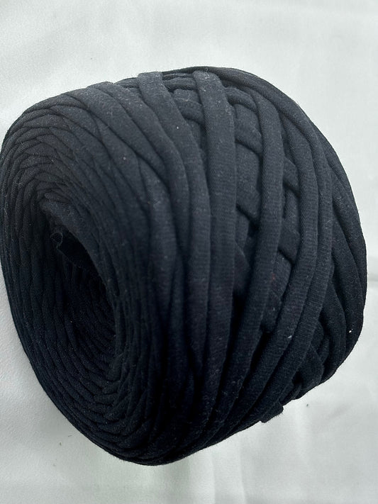 T-Shirt Yarn (200g) - Black