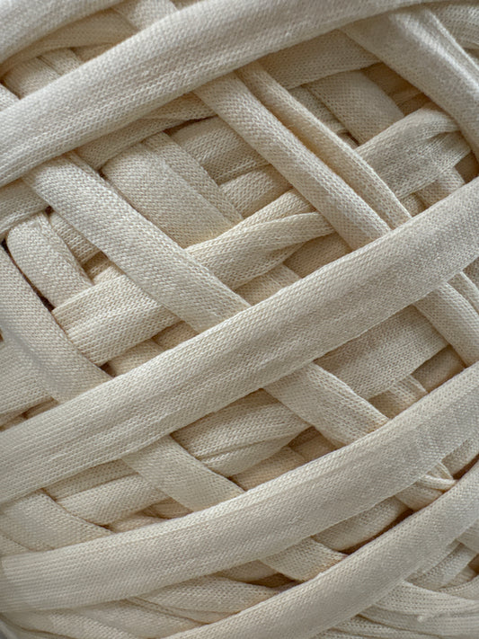 T-Shirt Yarn (500g) - 04 Cream