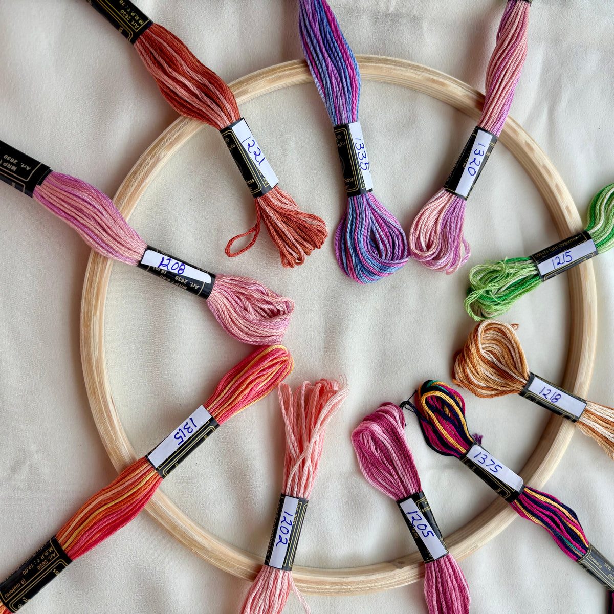 Varigated Thread Embroidery Examples Embroidery Threads - Variegated – WoolCraft Store