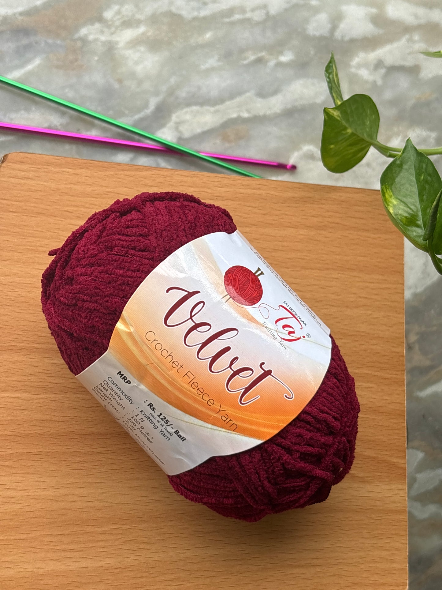 Thin Velvet Yarn - Taj Shade 04