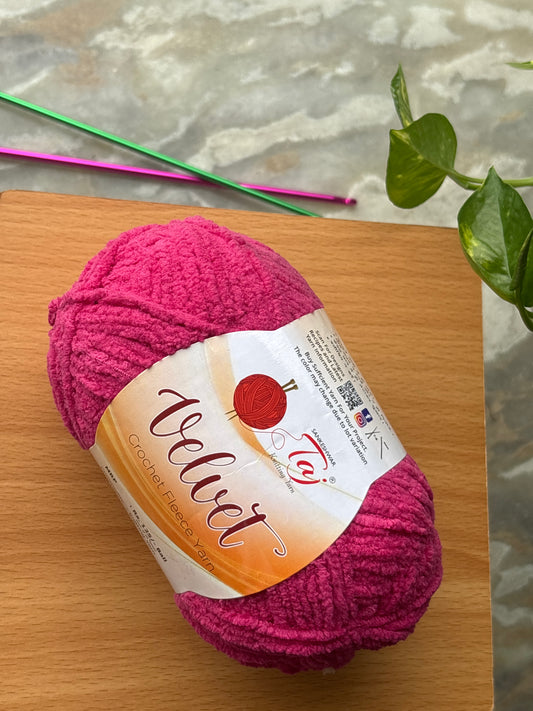 Thin Velvet Yarn - Taj Shade 10
