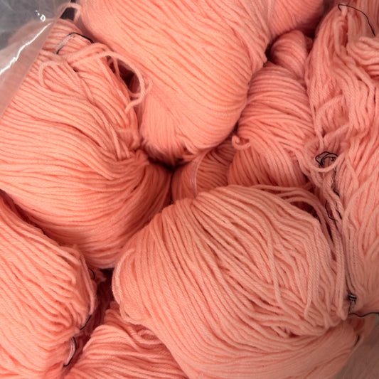 4ply Acrylic - 18 Peach