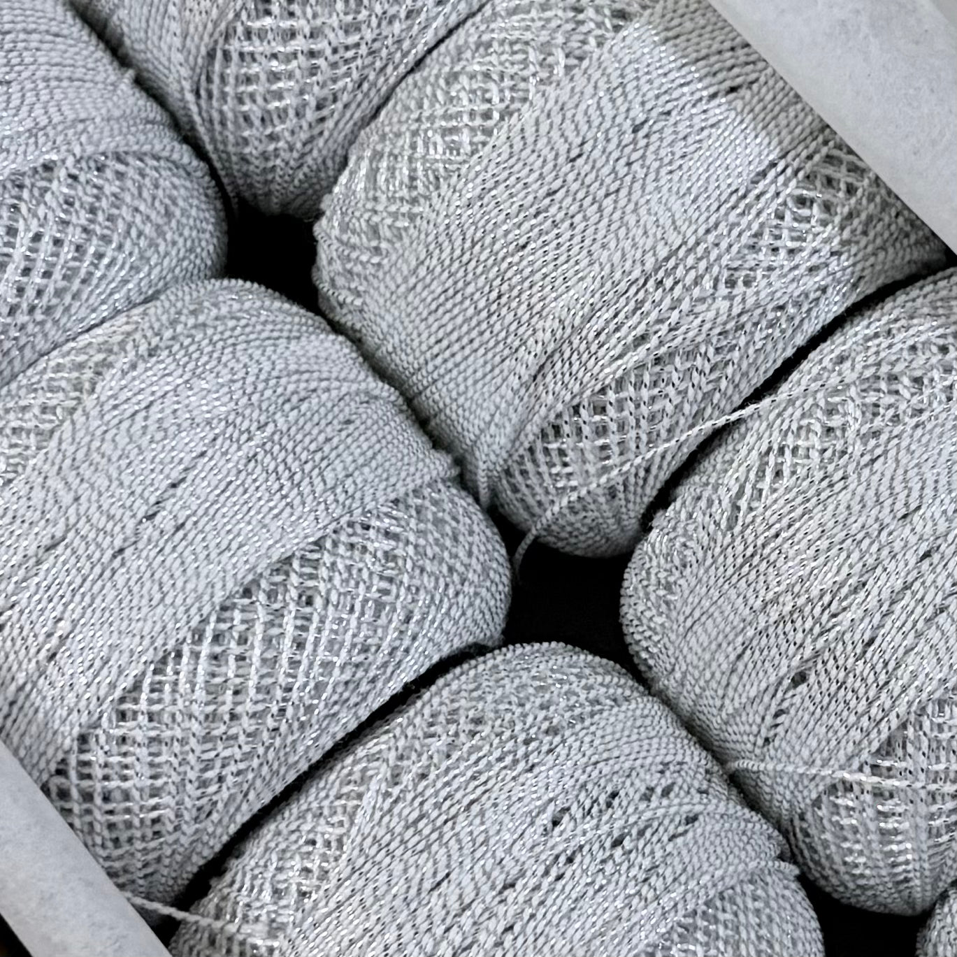 Metallic Threads - 900