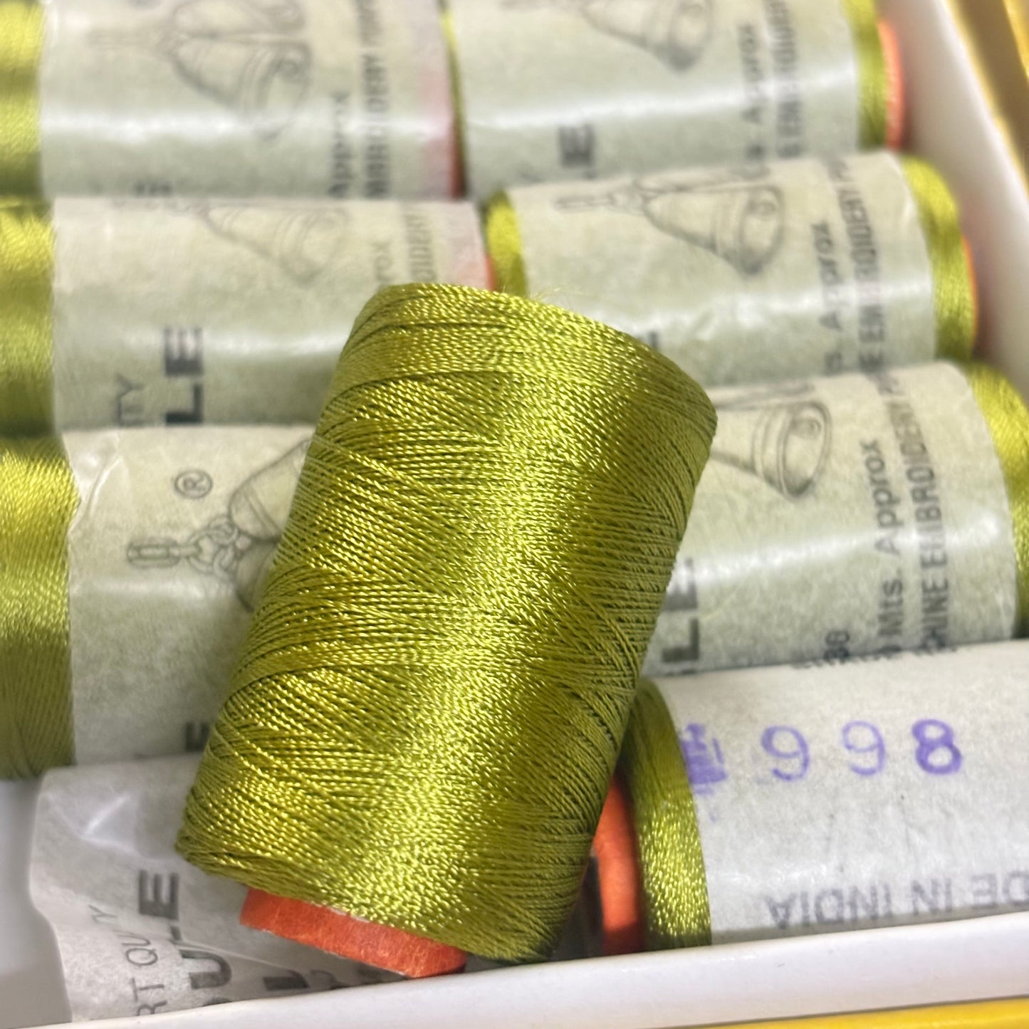 Silk Thread - Double Bell 998